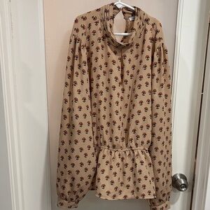 DR2 Tan Floral Blouse